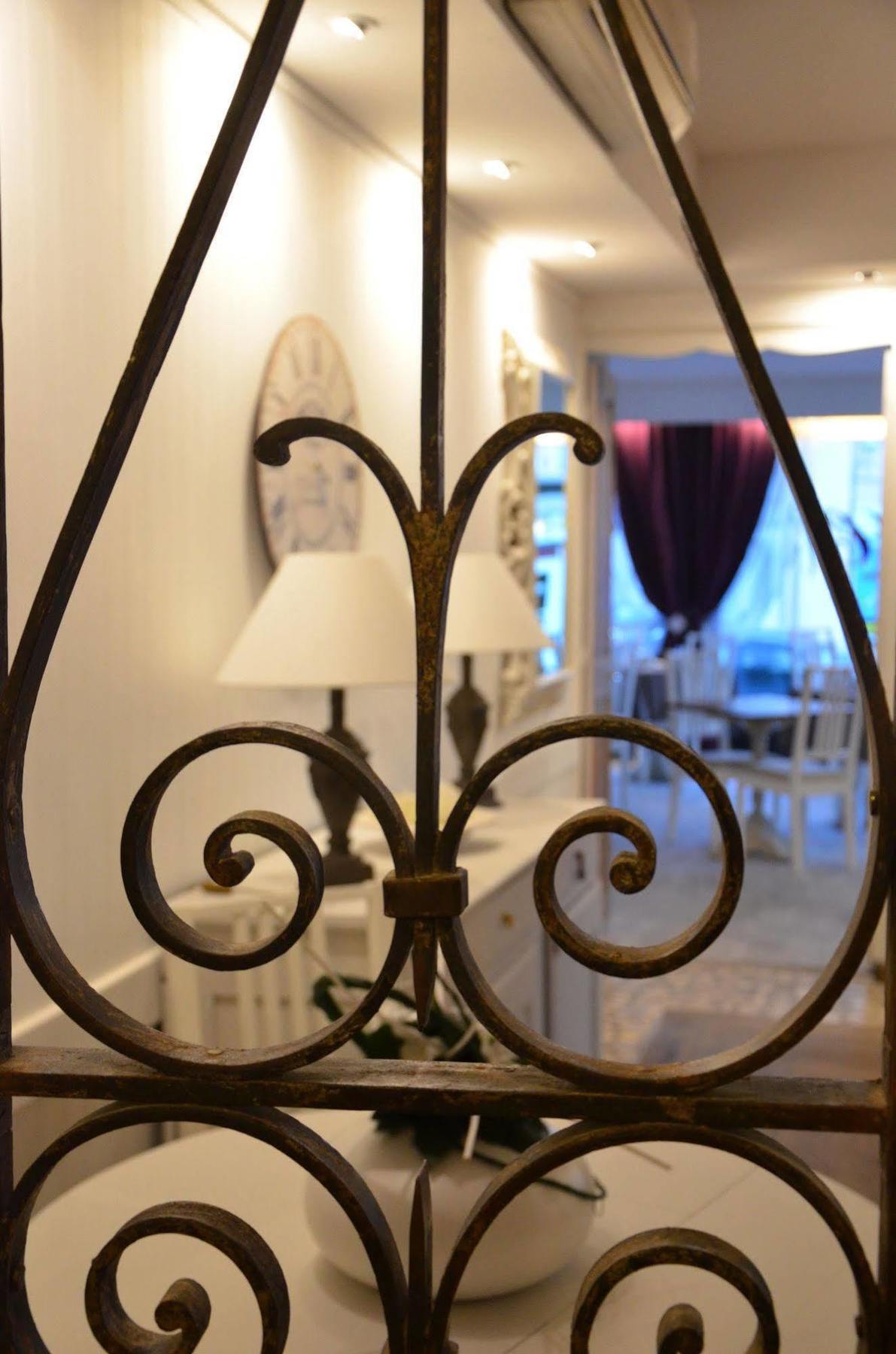 The Originals Boutique, Clair Hôtel, Hotel Martigues